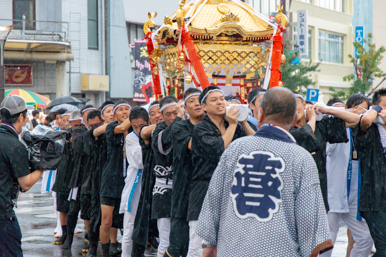 まつりのべおか神輿